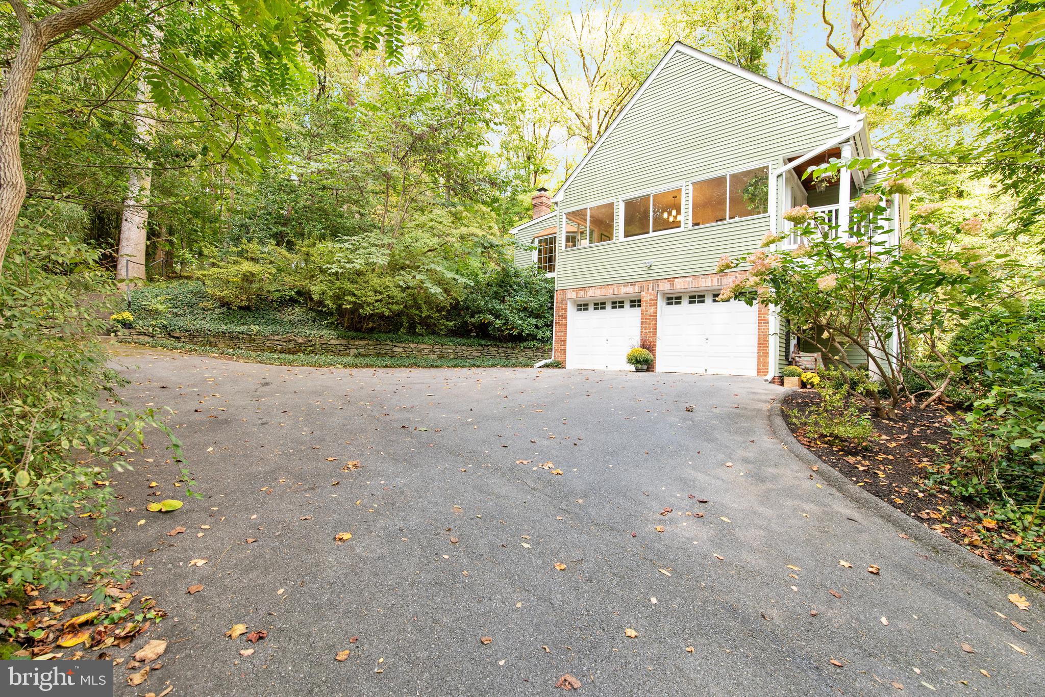 1270 Dorothy Road Crownsville, MD 21032 - Photo 51 of 58 Extra large driveway
