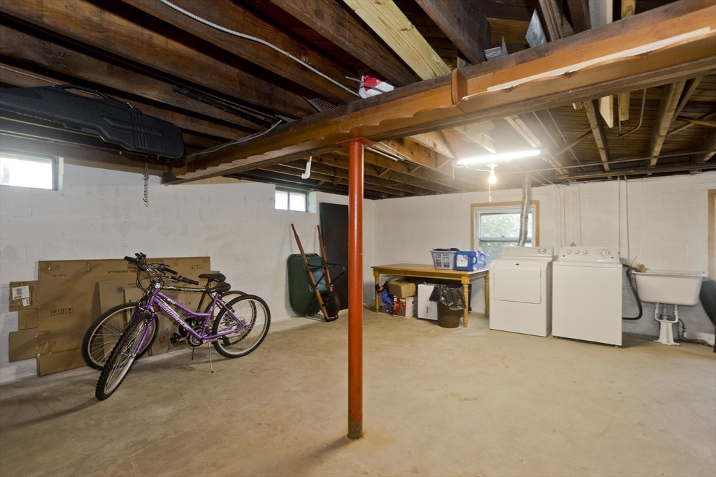 47 Searle Road South Hadley, MA 01075 - Photo 38 of 39 Gallery Image 38
