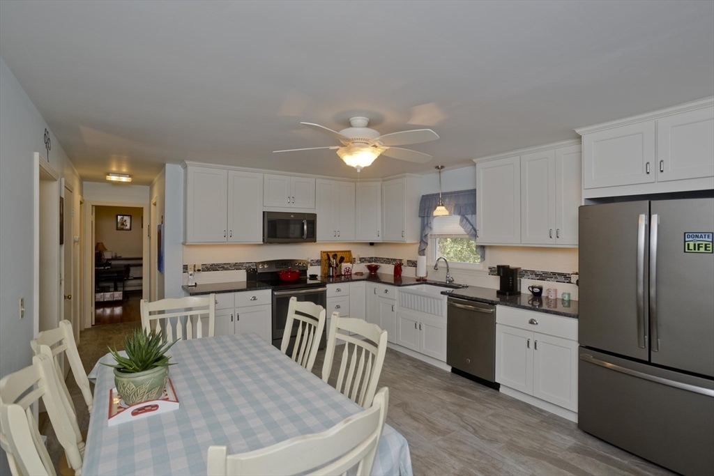 47 Searle Road South Hadley, MA 01075 - Photo 8 of 39 Gallery Image 8