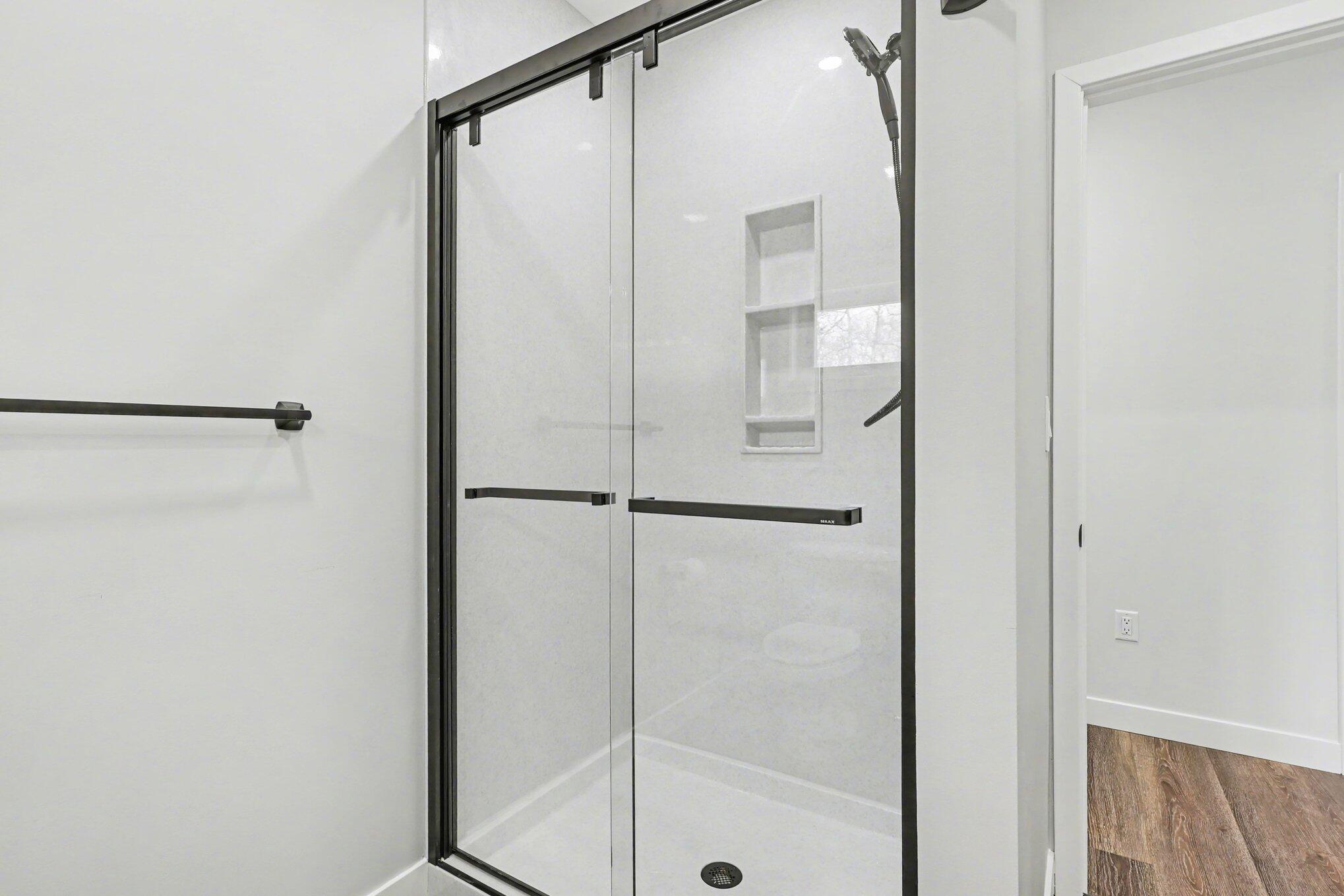 908 Grove Street Pullman, MI 49450 - Photo 13 of 31 015_file_5383