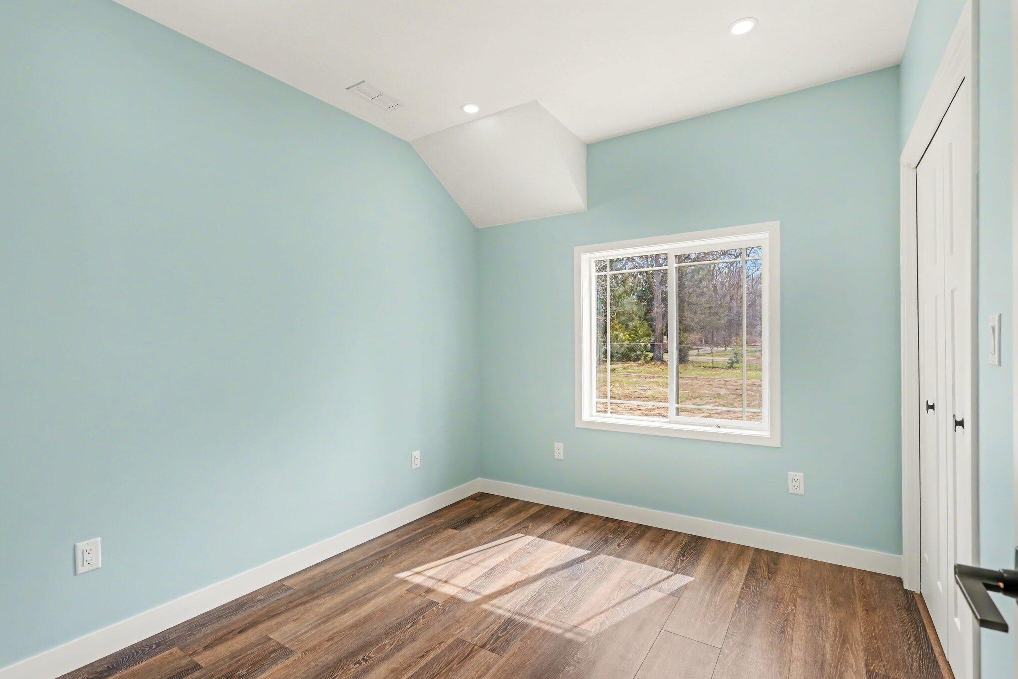 908 Grove Street Pullman, MI 49450 - Photo 17 of 31 010_file_3018