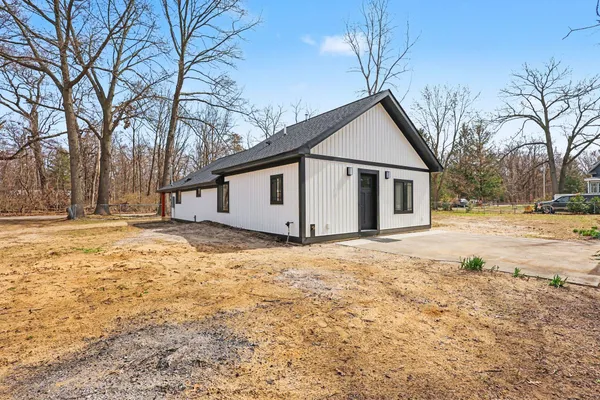 $398,000 | 908 Grove Street, Pullman, MI 49450