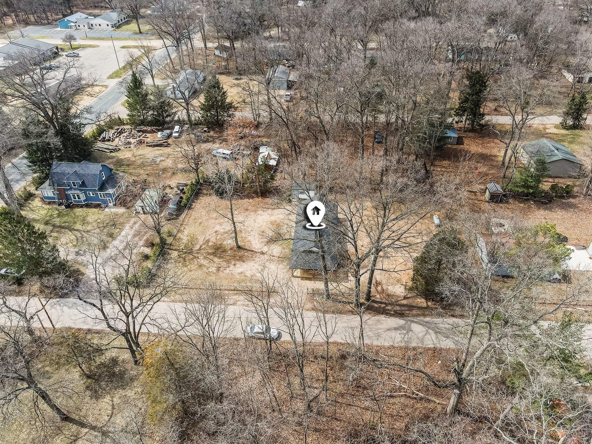 908 Grove Street Pullman, MI 49450 - Photo 30 of 31 033_file_3169