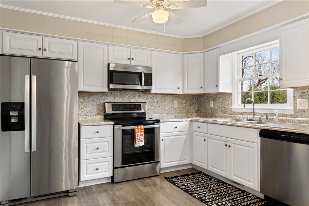 138 Julian Drive Seneca, SC 29678 - Photo 15 of 44