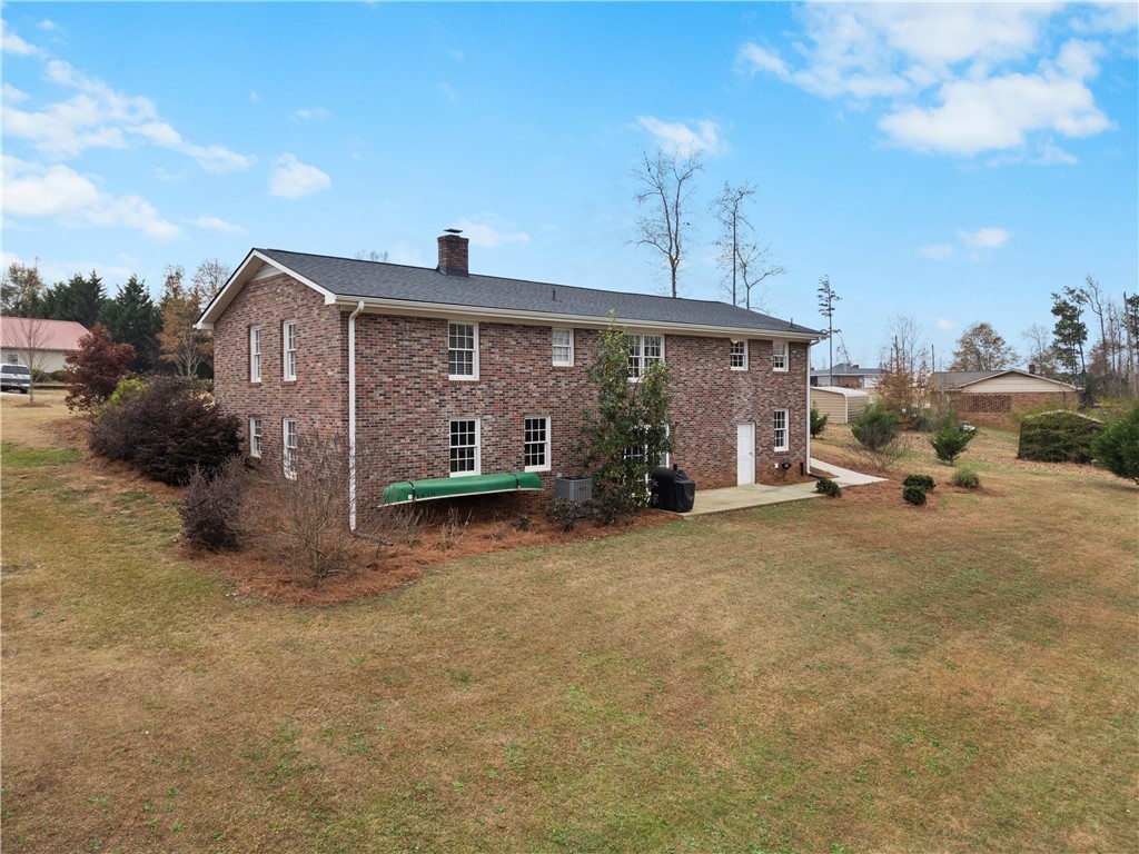 138 Julian Drive Seneca, SC 29678 - Photo 4 of 44