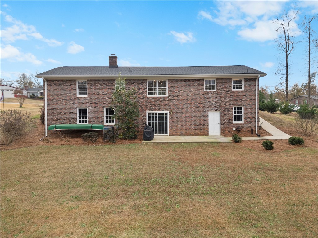 138 Julian Drive Seneca, SC 29678 - Photo 5 of 44