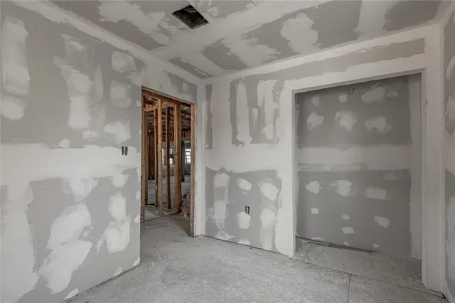 $149,900 | 53 Lakeview Drive, Huntsville, TX 77320