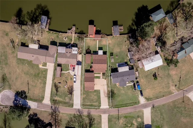 $149,900 | 53 Lakeview Drive, Huntsville, TX 77320