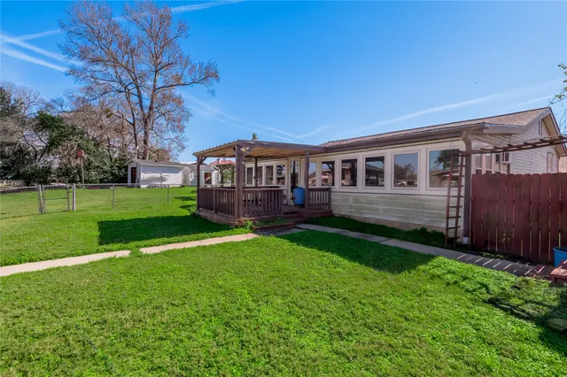 $149,900 | 53 Lakeview Drive, Huntsville, TX 77320