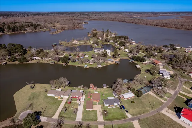 $149,900 | 53 Lakeview Drive, Huntsville, TX 77320