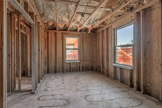 $149,900 | 53 Lakeview Drive, Huntsville, TX 77320