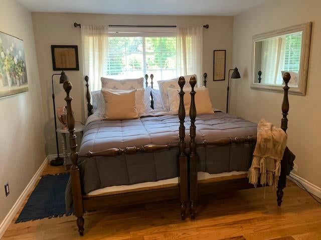 2125 Spring Street Medford, OR 97504 - Photo 16 of 28 First Bedroom #2