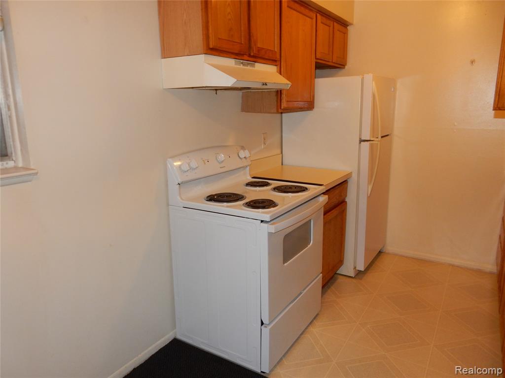 150 Arcola Street, Unit 3 Inkster, MI 48141 - Photo 5 of 15