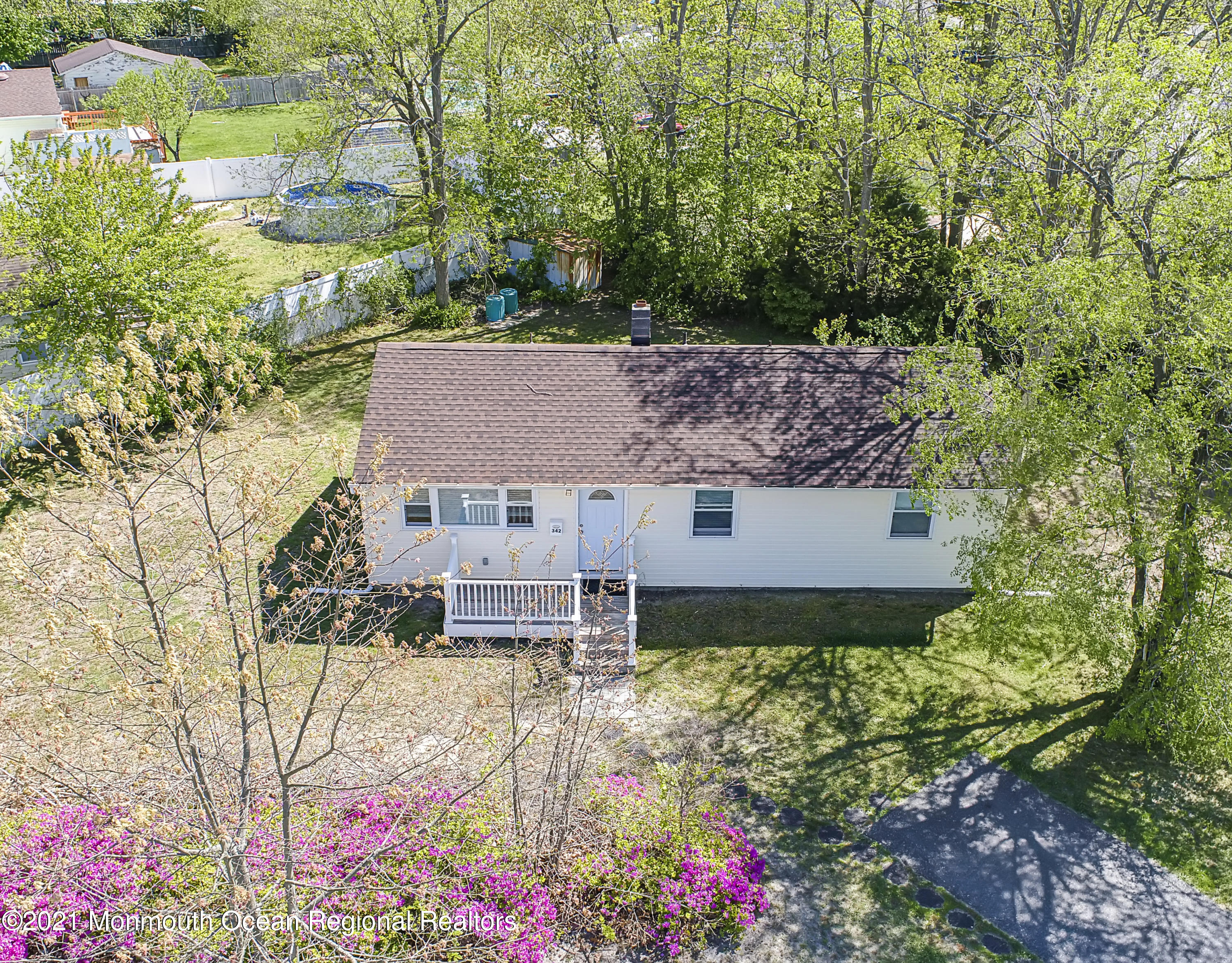 342 Stinson Road Brick, NJ 08723 - Photo 18 of 24 an aerial view of a house