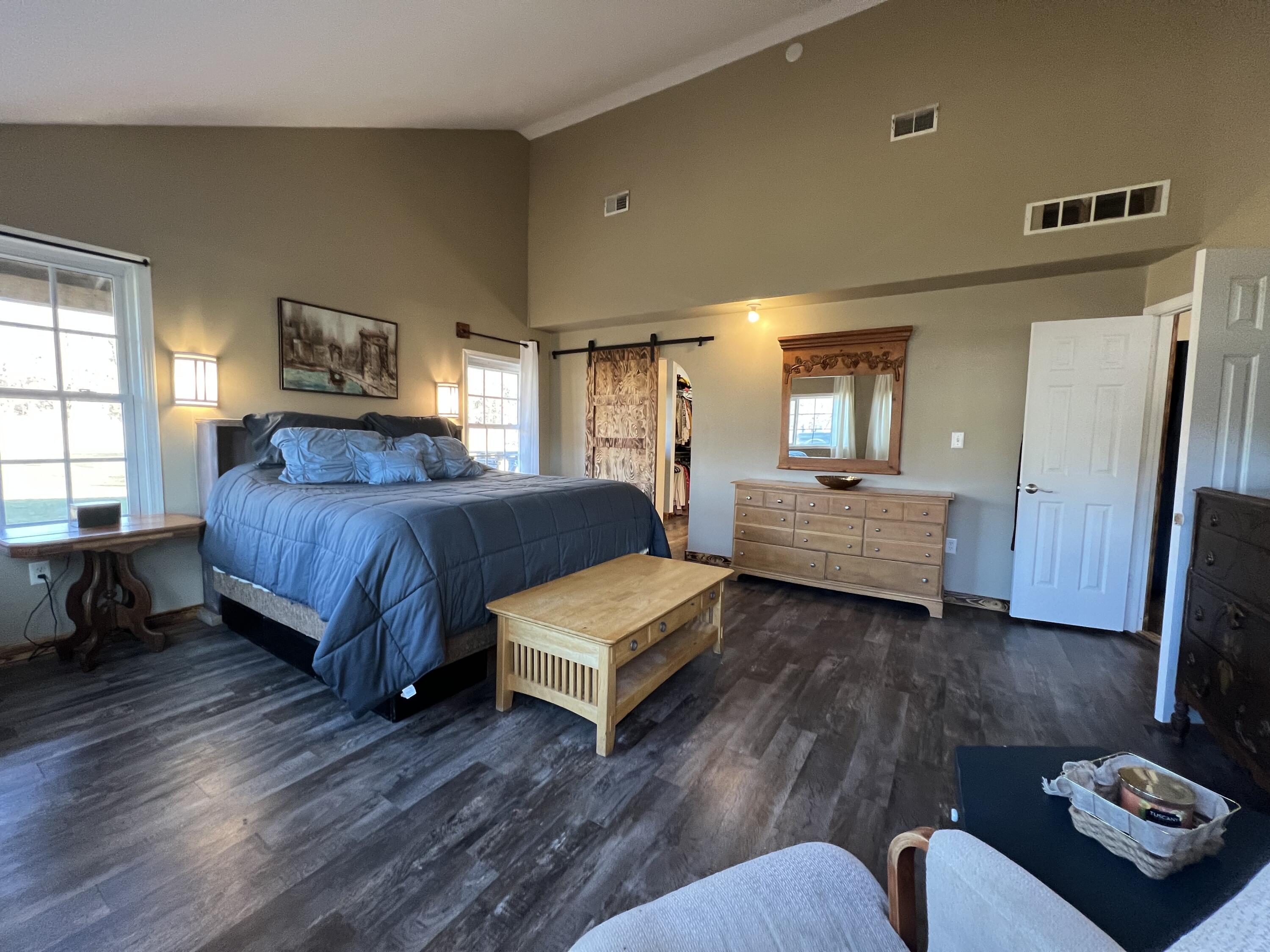 9588 Bellevue Road Battle Creek, MI 49014 - Photo 22 of 39 primary bedroom