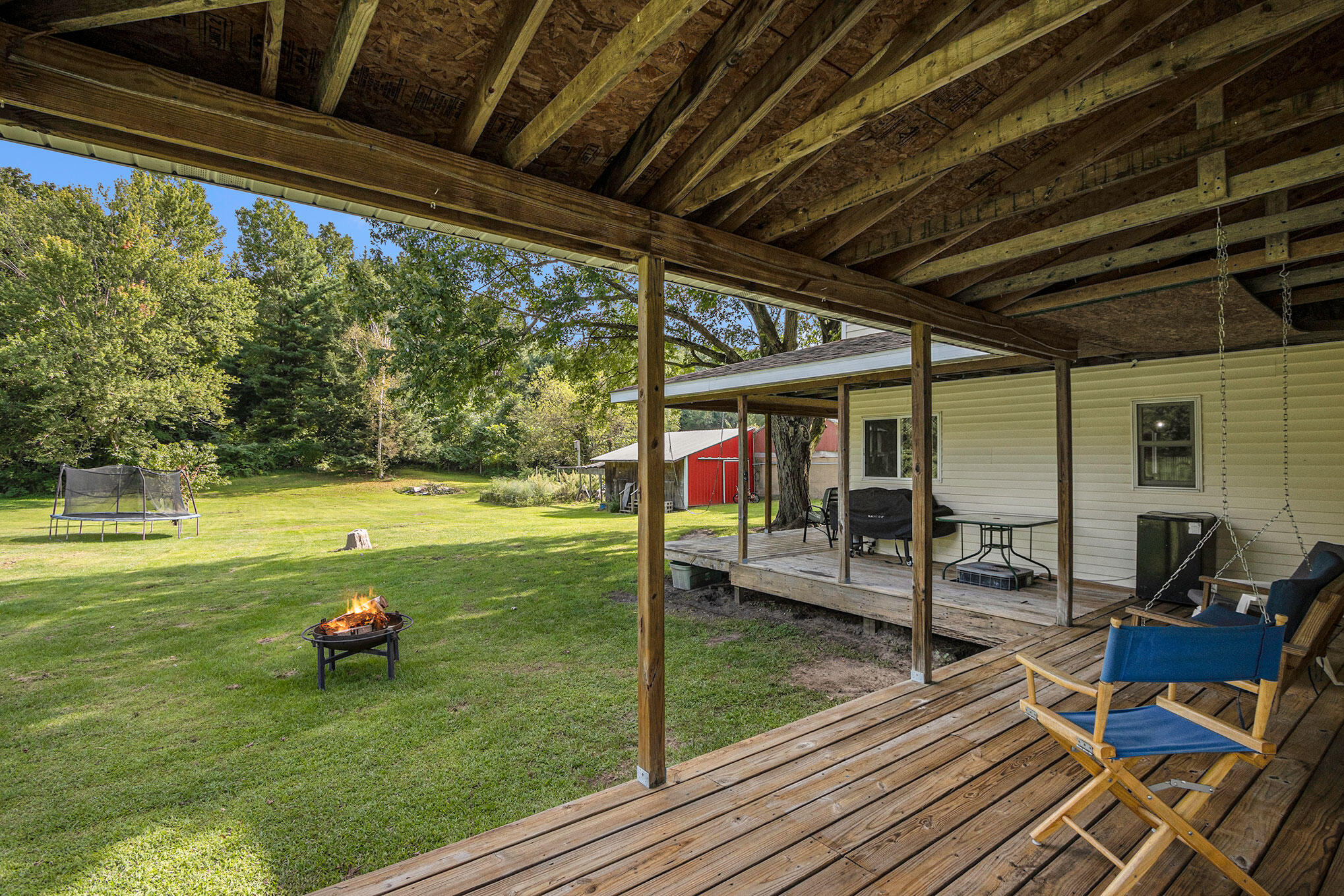 9588 Bellevue Road Battle Creek, MI 49014 - Photo 35 of 39 back covered porch