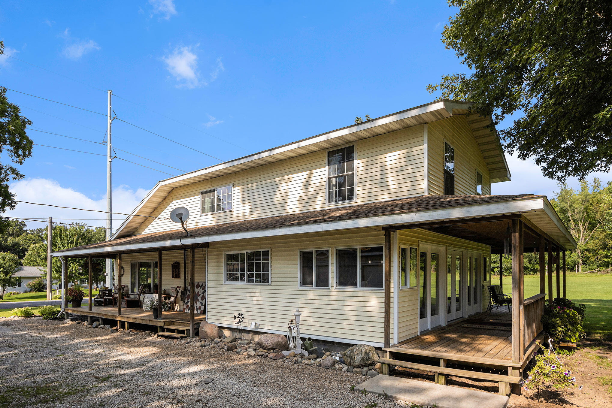 9588 Bellevue Road Battle Creek, MI 49014 - Photo 37 of 39 side
