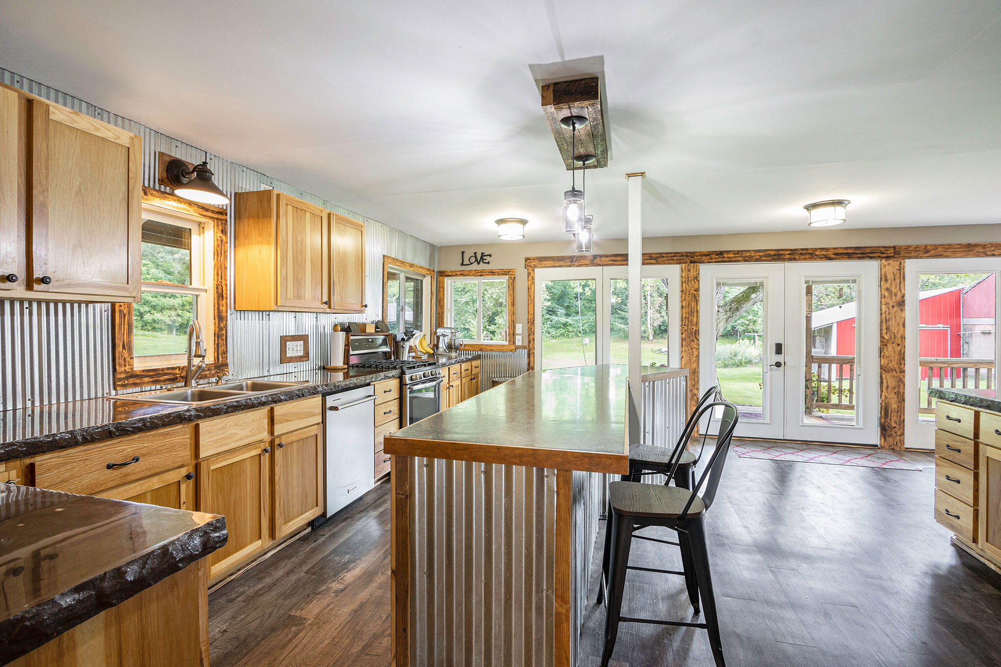 9588 Bellevue Road Battle Creek, MI 49014 - Photo 8 of 39 Kitchen