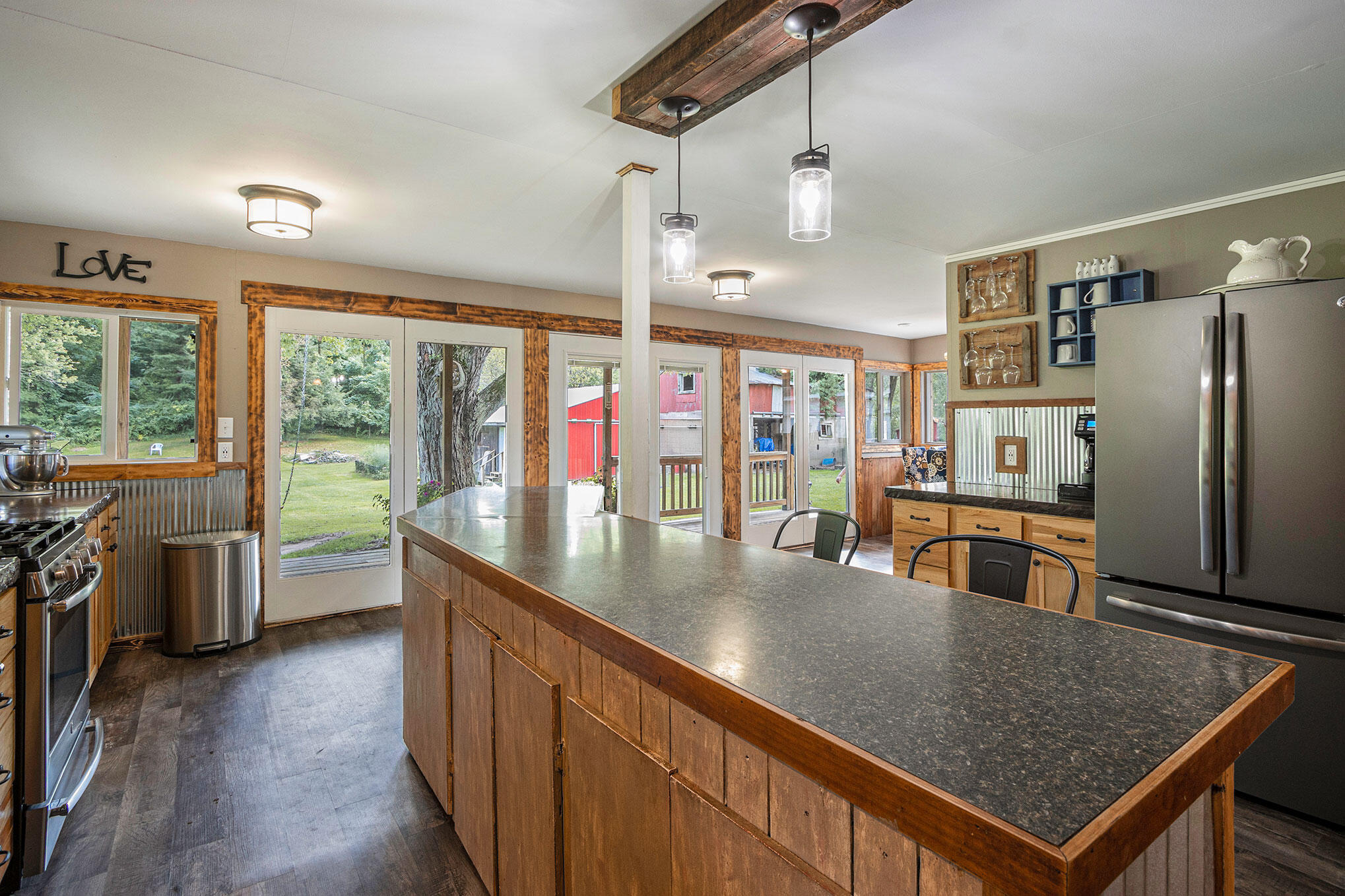 9588 Bellevue Road Battle Creek, MI 49014 - Photo 9 of 39 Kitchen