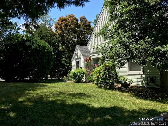 203 Toms Road Stamford, CT 06906 - Photo 13 of 13 Gallery Image 13