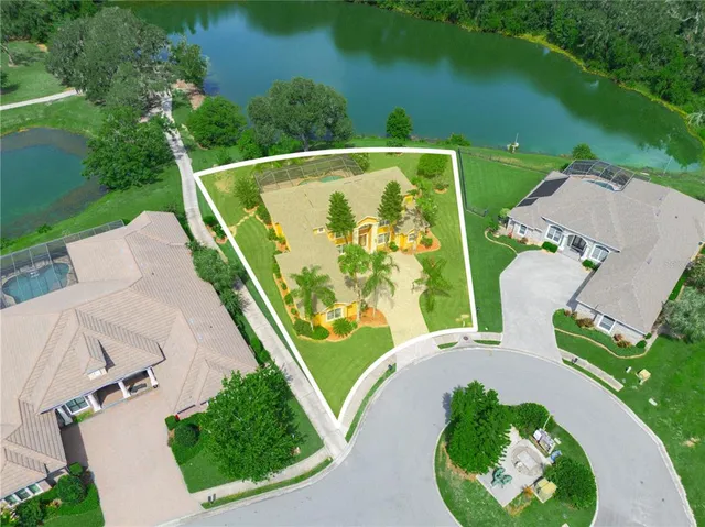 $950,000 | 565 Whisper Woods Drive, Lakeland, FL 33813