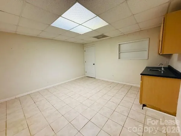 $2,000 | 23 44th Ave Place Northeast, Hickory, NC 28601