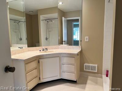 396 Meadow Bridge Drive, Unit 130 Rochester, MI 48307 - Photo 17 of 26
