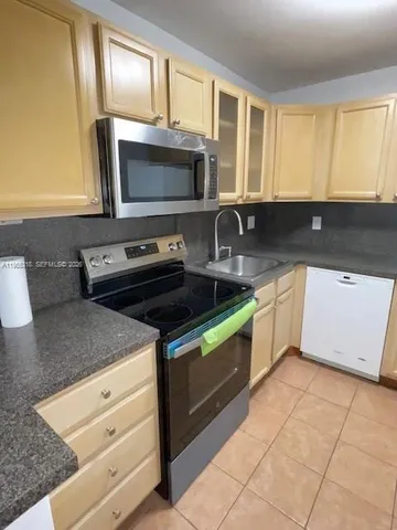 $249,000 | 490 Northwest 20th Street, Unit 1030, Boca Raton, FL 33431