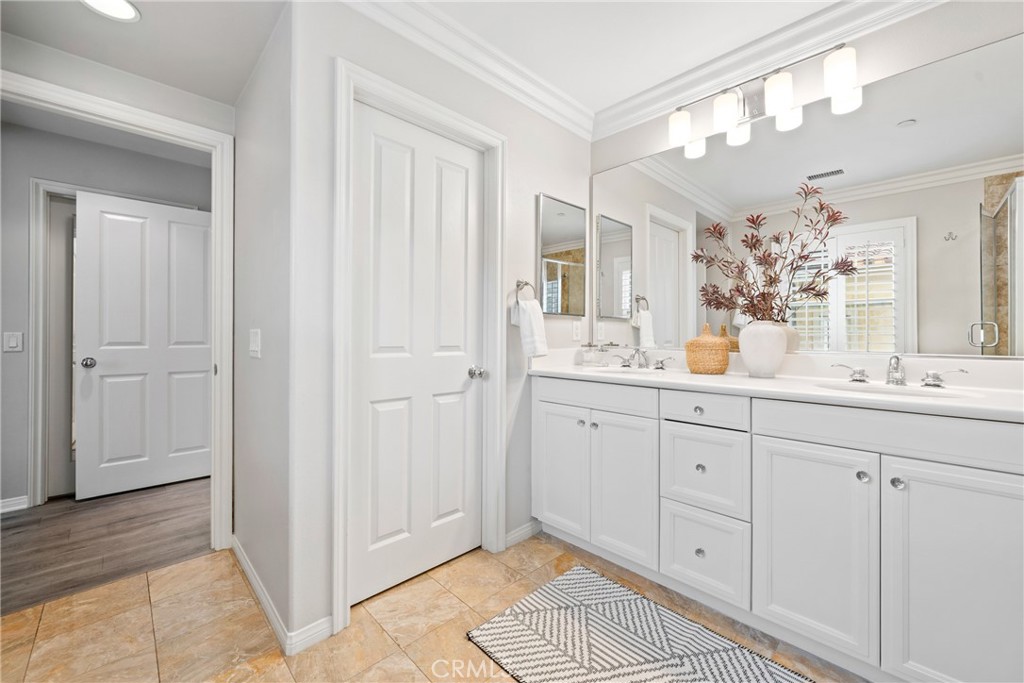 21 Gardenpath Irvine, CA 92603 - Photo 14 of 42