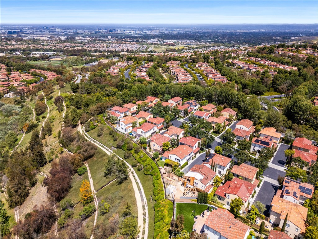 21 Gardenpath Irvine, CA 92603 - Photo 30 of 42