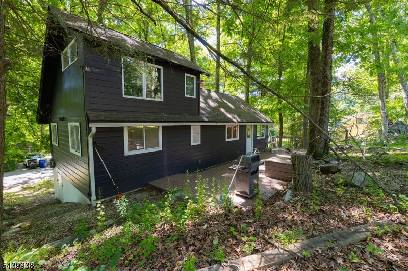 19 Lonaconing Road Vernon, NJ 07422 - Photo 5 of 23