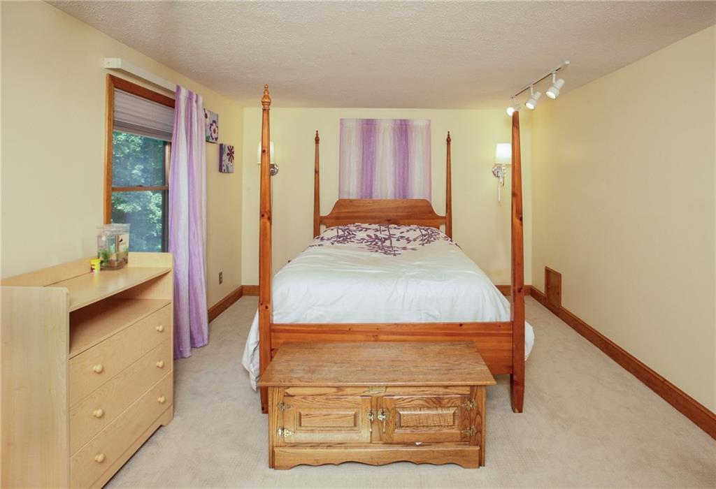 90 Burnham Road Scarborough, ME 04074 - Photo 14 of 30 Photo