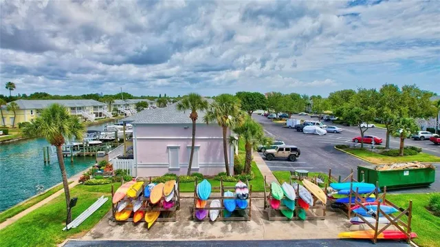 $4,200 | 5006 Starfish Drive Southeast, Unit A, St. Petersburg, FL 33705