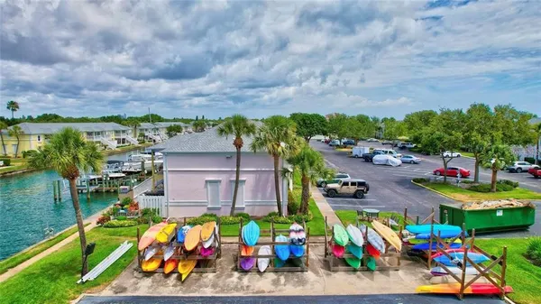 $3,200 | 5006 Starfish Drive Southeast, Unit A, St. Petersburg, FL 33705