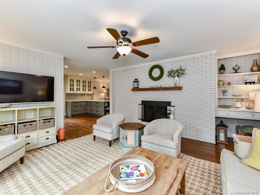 3110 Ferncliff Road Charlotte, NC 28211 - Photo 16 of 41 a living room with furniture and a flat screen tv