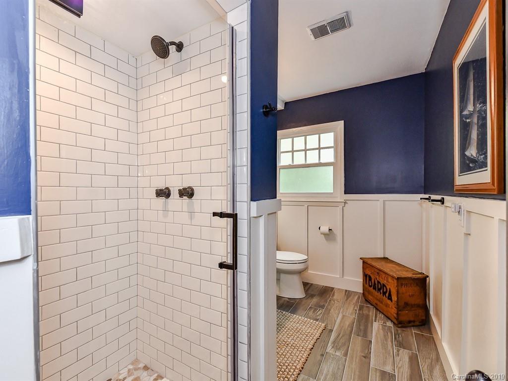 3110 Ferncliff Road Charlotte, NC 28211 - Photo 35 of 41 a bathroom with a toilet and a shower