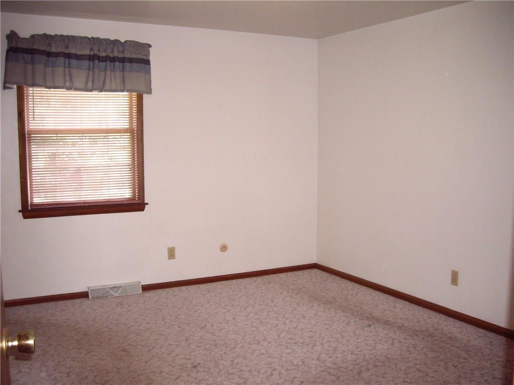 1005 Vista Valley Road Washington, PA 15301 - Photo 14 of 25 Gallery Image 14