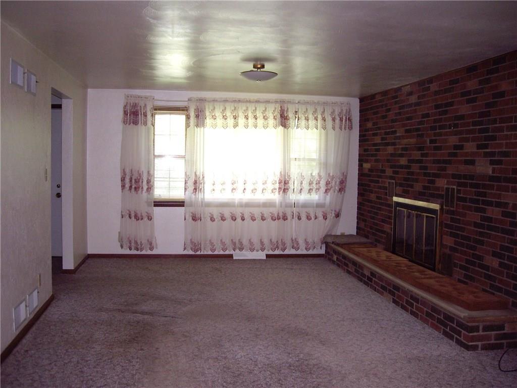 1005 Vista Valley Road Washington, PA 15301 - Photo 6 of 25 Gallery Image 6