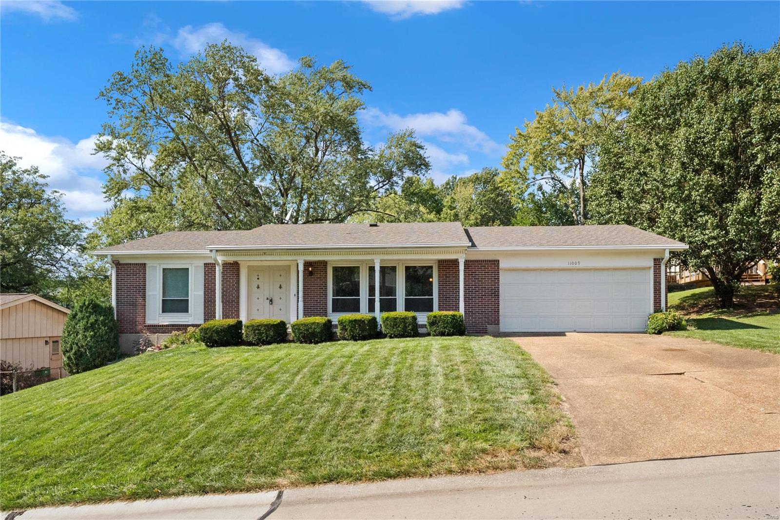 11009 Pem Road St. Louis, MO 63146 - Photo 1 of 14 Gallery Image 1