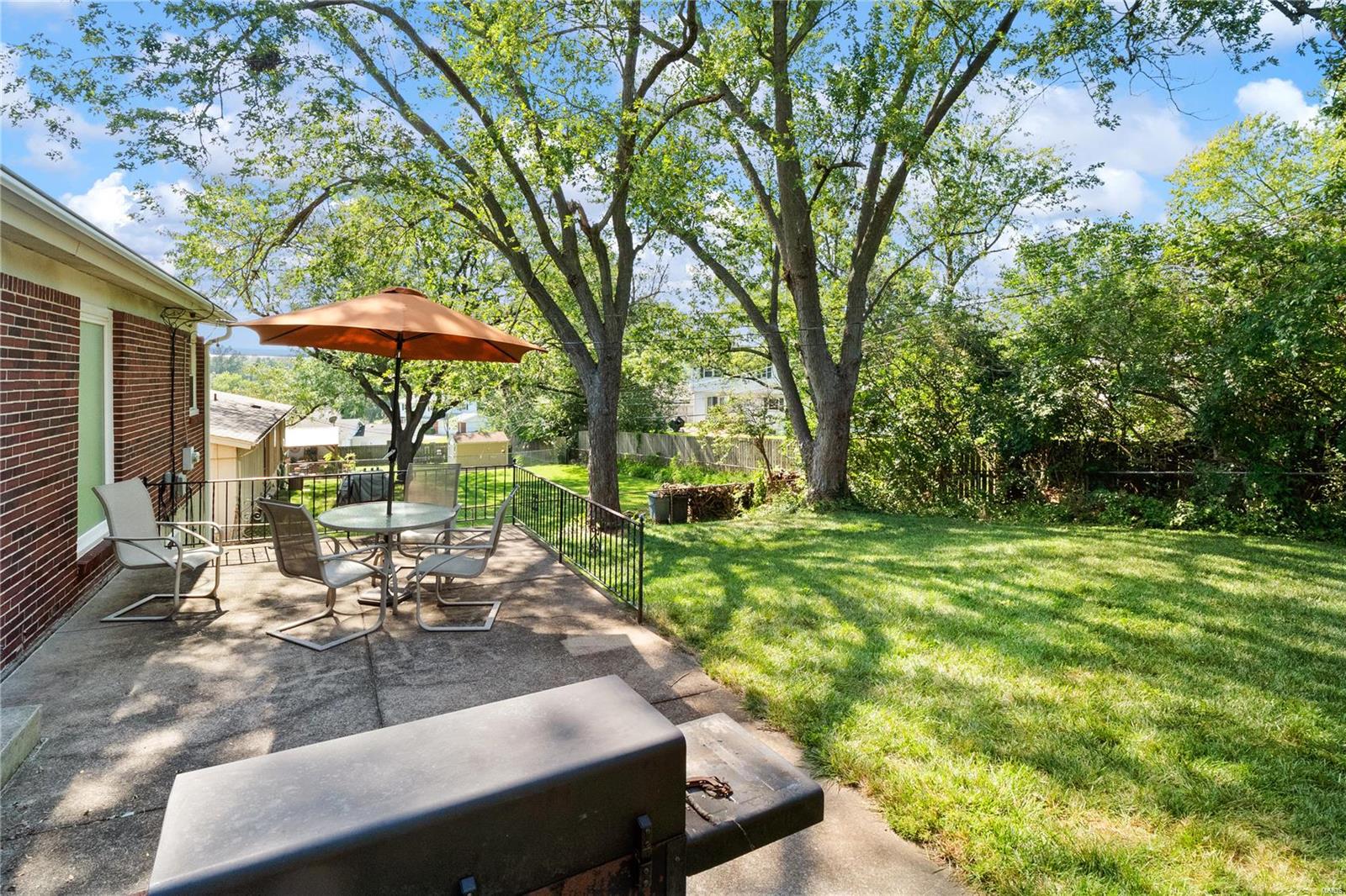11009 Pem Road St. Louis, MO 63146 - Photo 13 of 14 Gallery Image 13