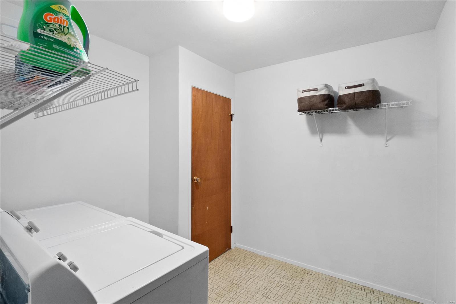 11009 Pem Road St. Louis, MO 63146 - Photo 7 of 14 Gallery Image 7