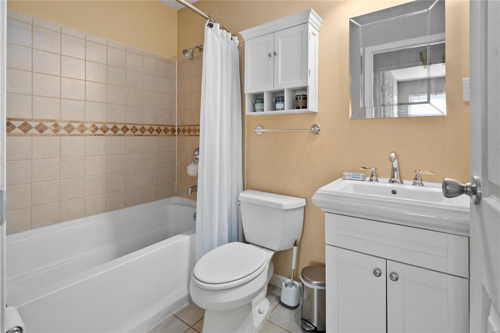 11009 Pem Road St. Louis, MO 63146 - Photo 9 of 14 Gallery Image 9