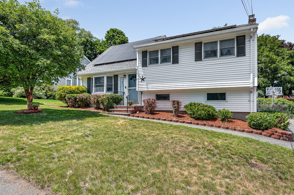 6 Surrey Road Woburn, MA 01801 - Photo 1 of 34