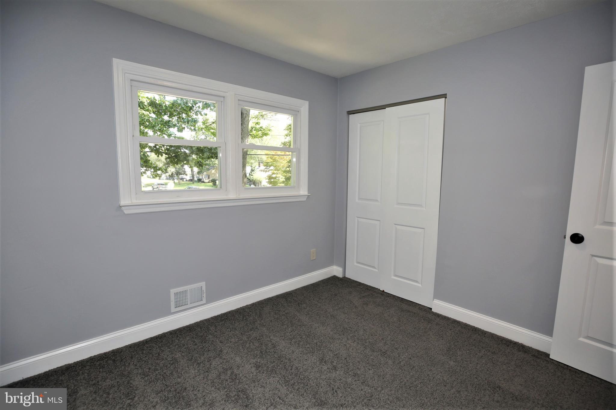 1199 Lower Ferry Road Ewing, NJ 08618 - Photo 21 of 29
