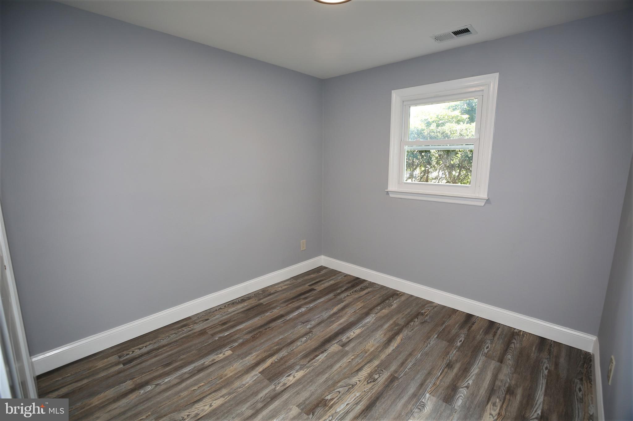 1199 Lower Ferry Road Ewing, NJ 08618 - Photo 24 of 29
