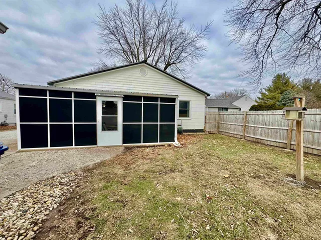 $145,000 | 804 Southwest 5th Street, Aledo, IL 61231