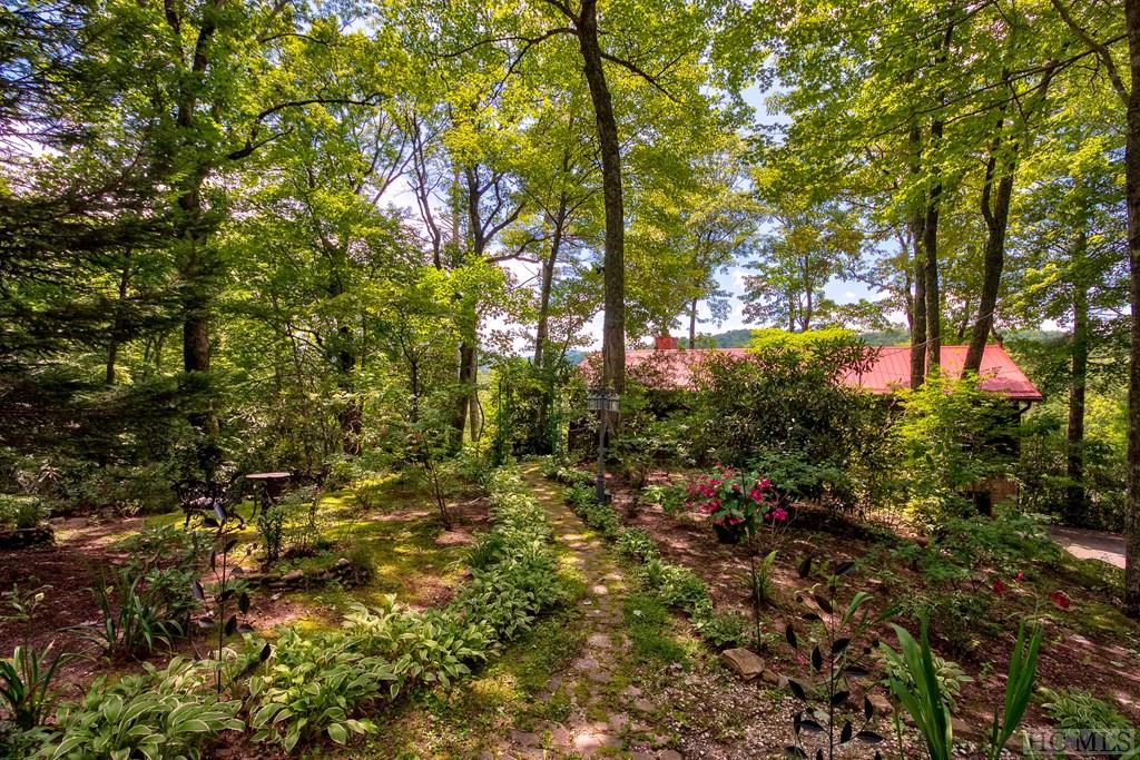620 Dominion Road Cashiers, NC 28717 - Photo 16 of 17 Gallery Image 16