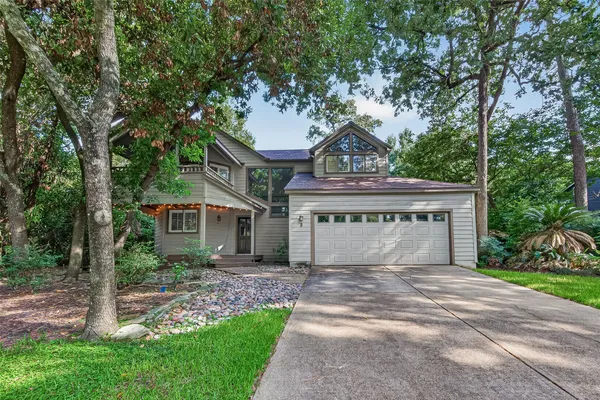$572,500 | 3 Hidden Deer Corner Court, The Woodlands, TX 77381