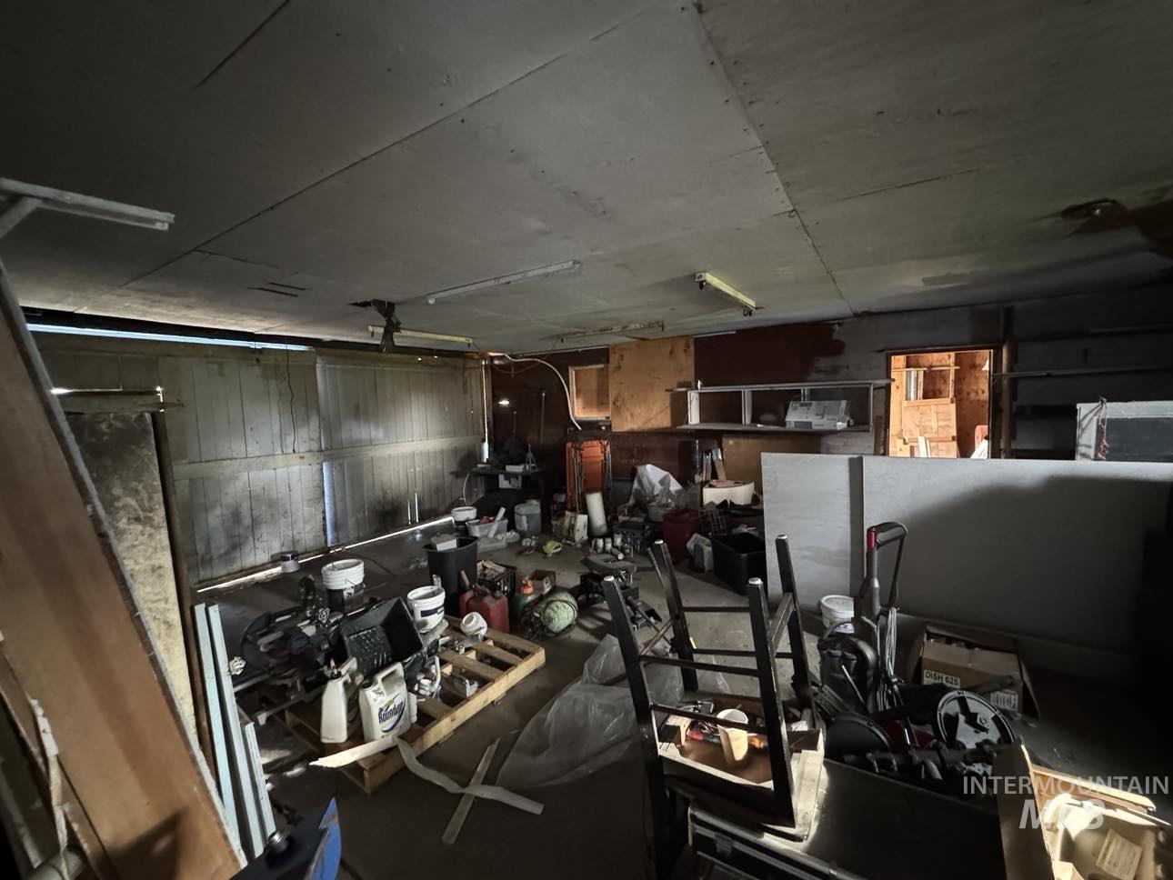 40336 Sr 129 Anatone, WA 99401 - Photo 29 of 29 View of garage