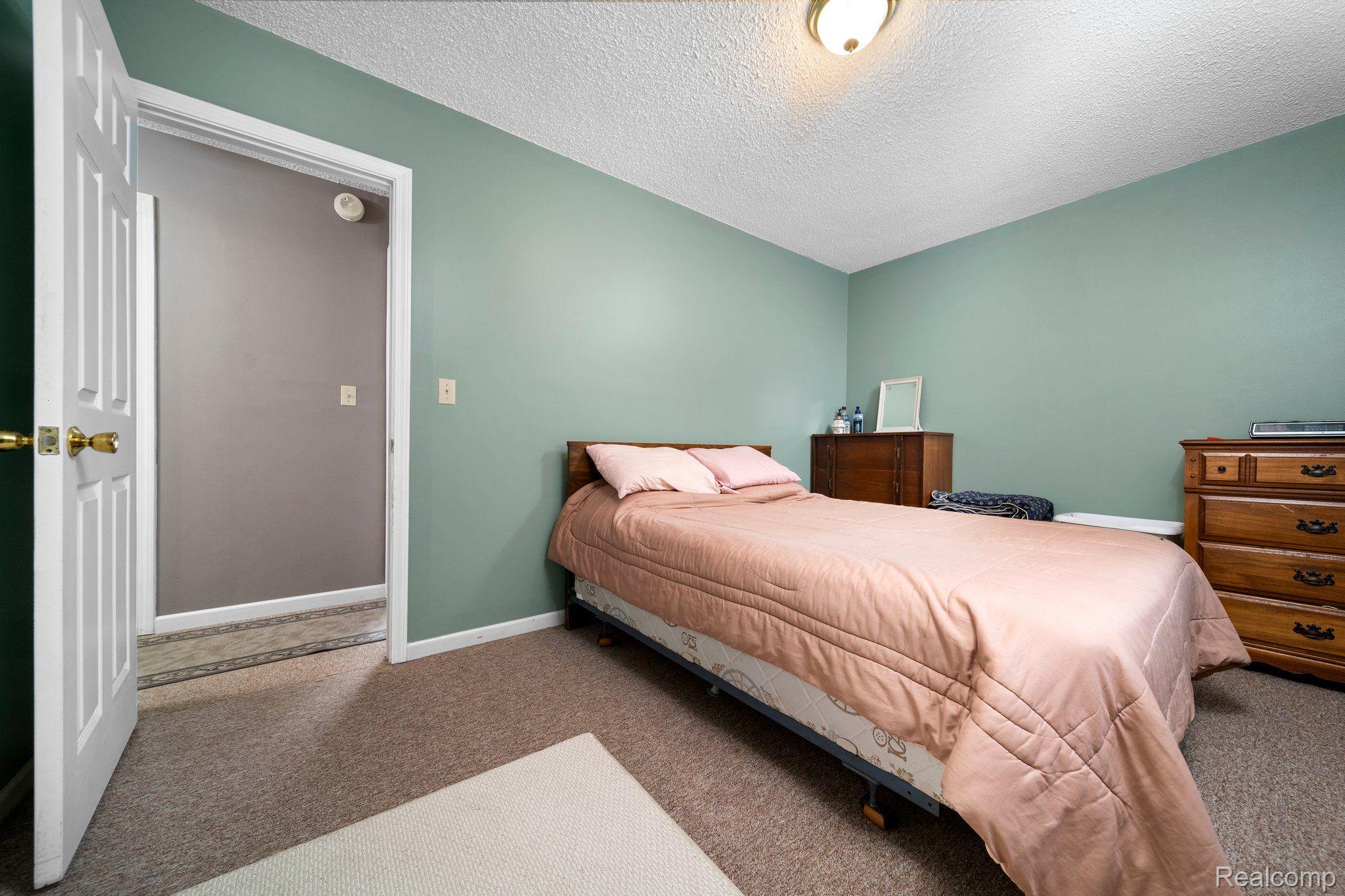 8491 East Long Lake Road Harrison, MI 48625 - Photo 15 of 71 Gallery Image 15